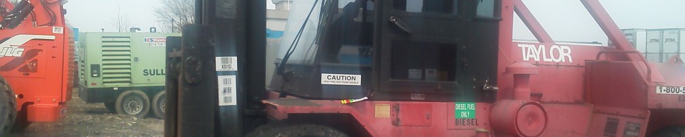 30,000lbs. Taylor Forklift 2