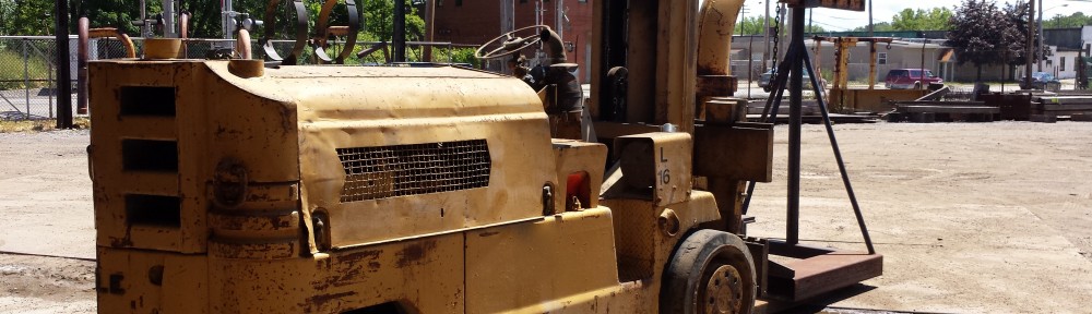 28,000lb. Capacity Towmotor 12